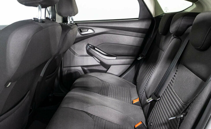 Ford Focus - Фото 11