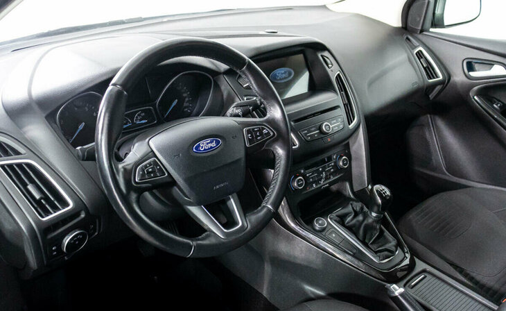 Ford Focus - Фото 4