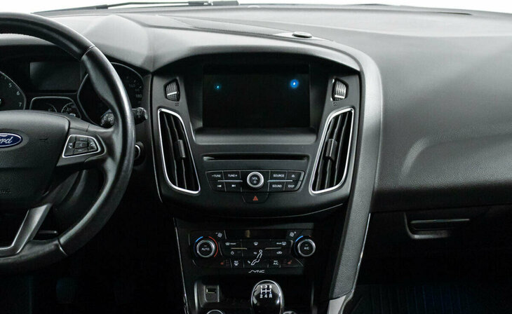 Ford Focus - Фото 7