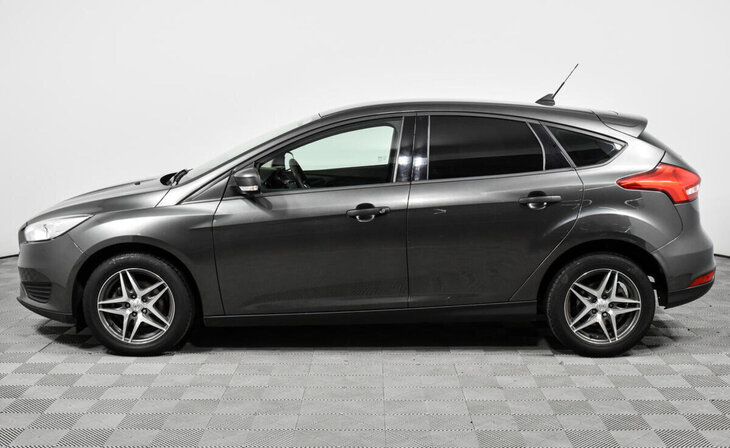 Ford Focus - Фото 2