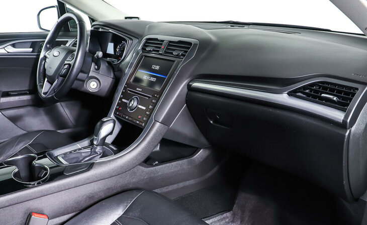 Ford Mondeo - Фото 8