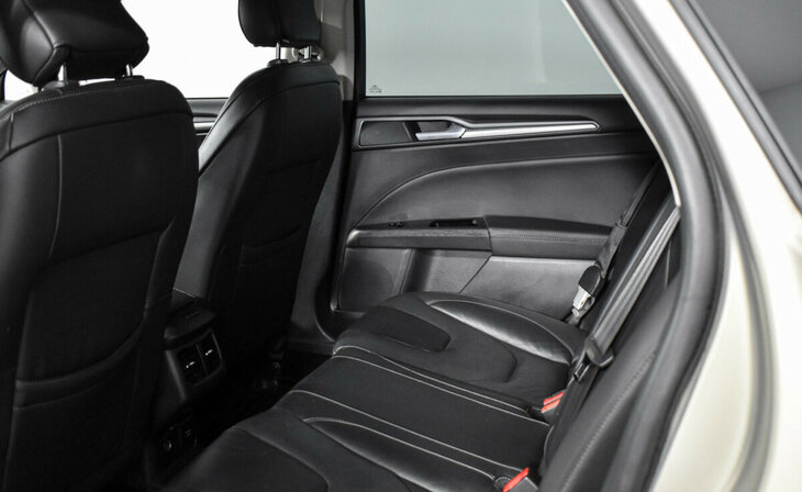 Ford Mondeo - Фото 16