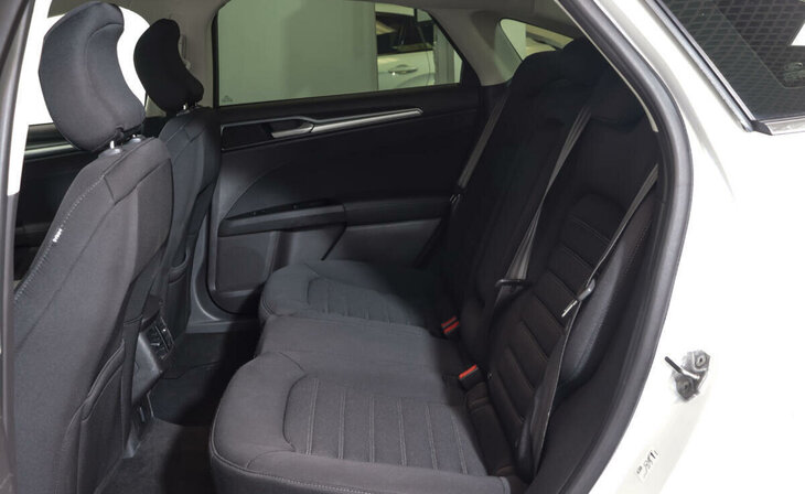 Ford Mondeo - Фото 15