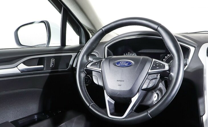 Ford Mondeo - Фото 12