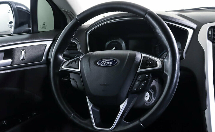 Ford Mondeo - Фото 9