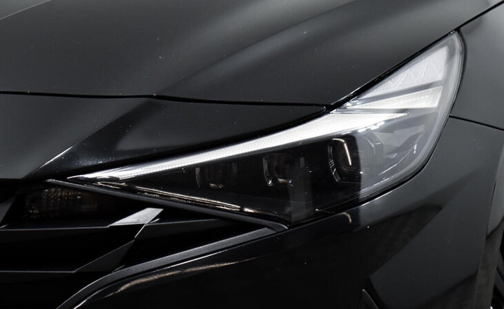 Hyundai Elantra - Фото 6