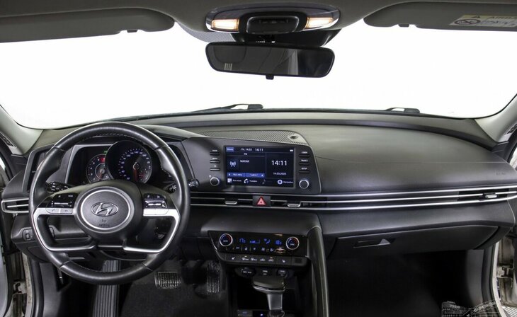 Hyundai Elantra - Фото 9