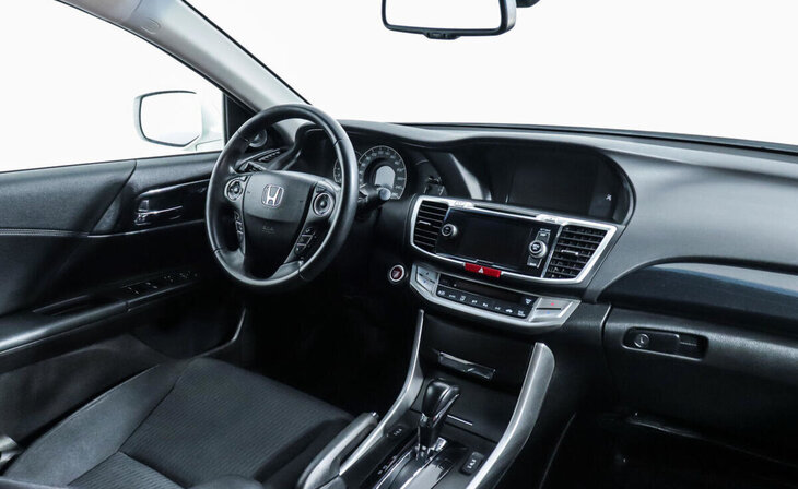 Honda Accord - Фото 4