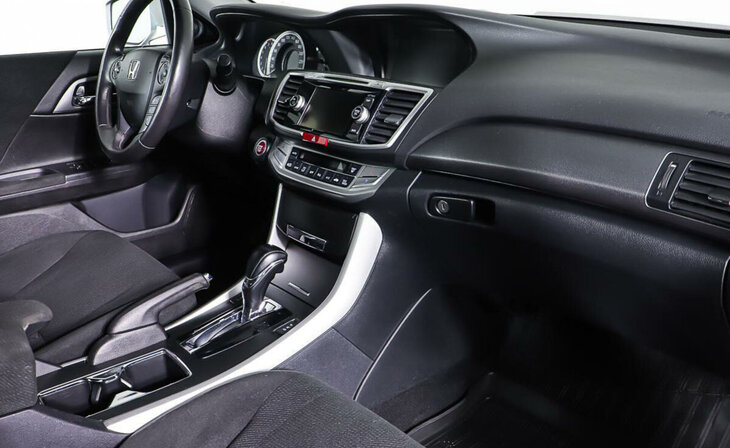 Honda Accord - Фото 9