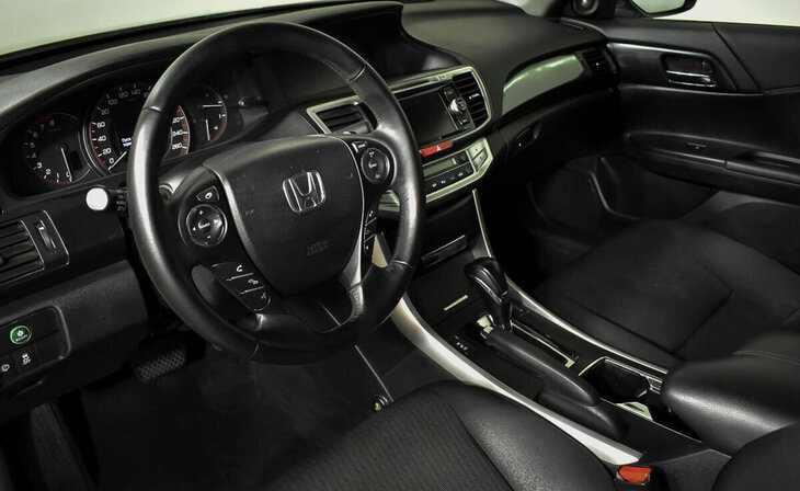 Honda Accord - Фото 9