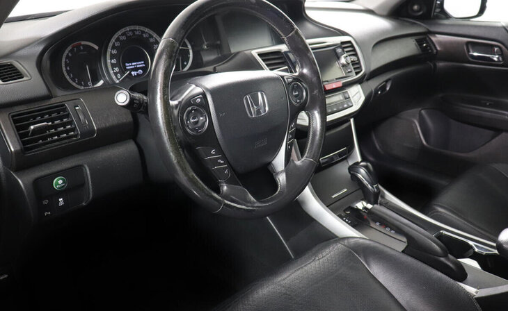 Honda Accord - Фото 7
