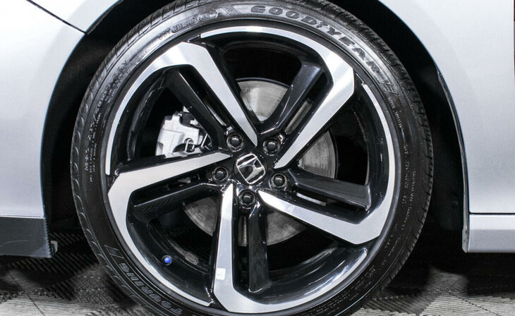 Honda Accord - Фото 5