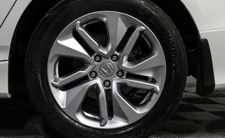 Honda Accord - Фото 7