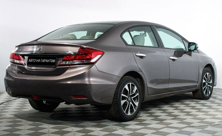 Honda Civic - Фото 2