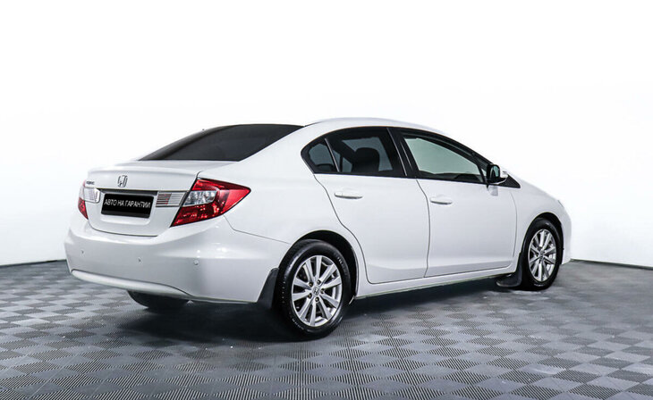 Honda Civic - Фото 4