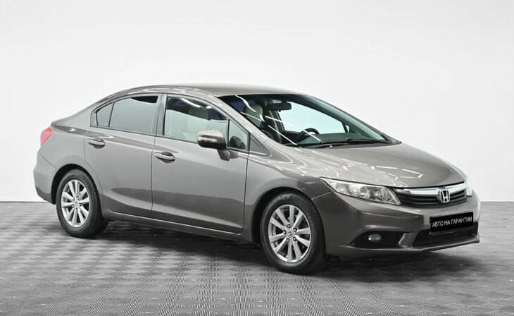Honda Civic - Фото 1