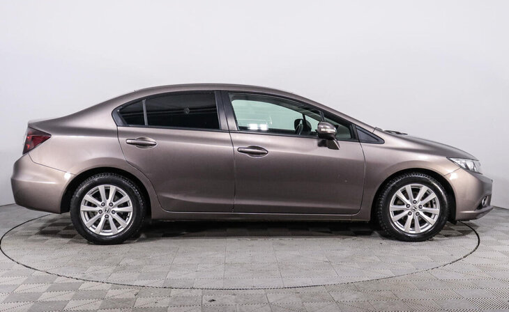 Honda Civic - Фото 3