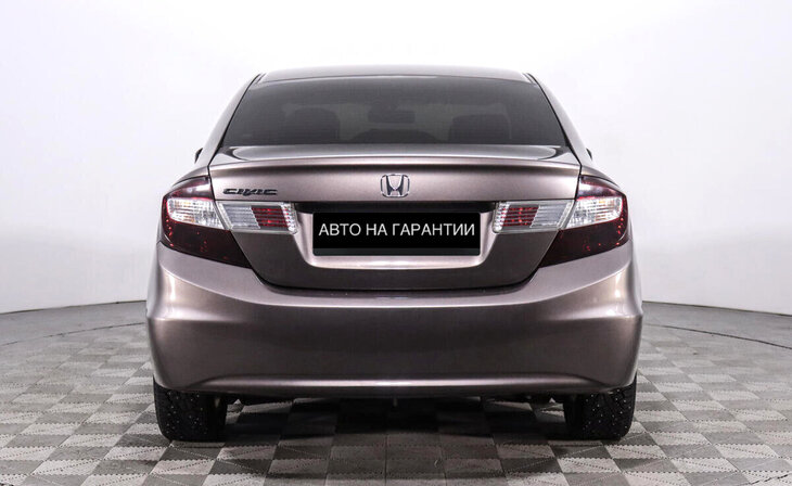 Honda Civic - Фото 5
