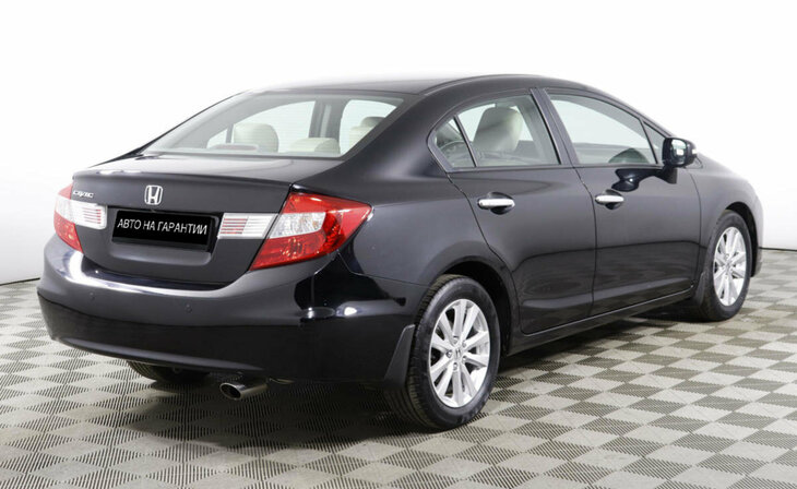 Honda Civic - Фото 2
