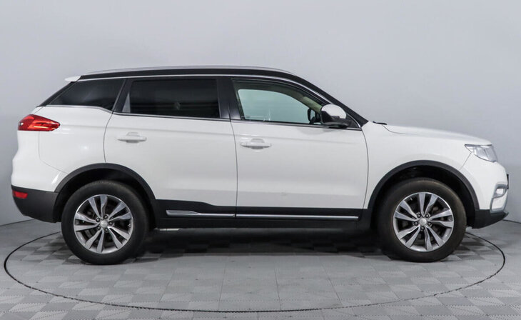 Geely Atlas - Фото 3