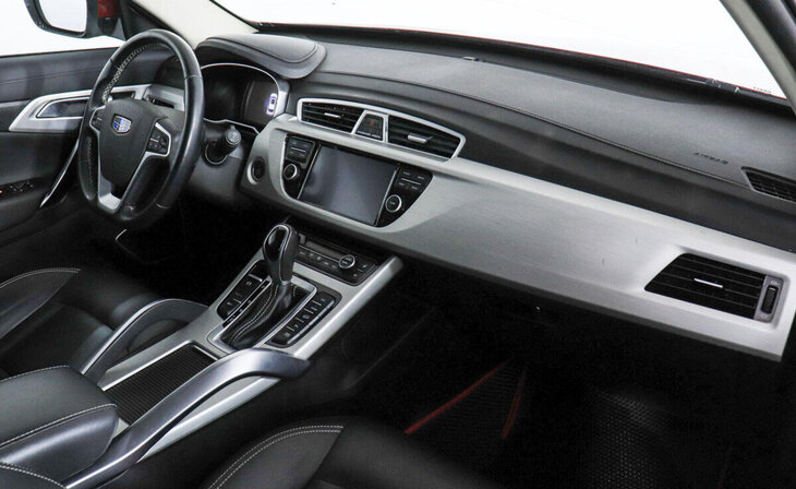 Geely Atlas - Фото 4