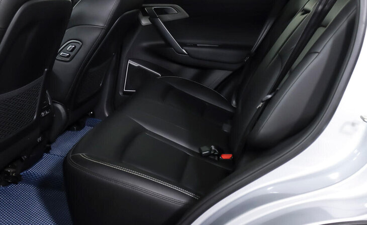 Geely Atlas - Фото 16