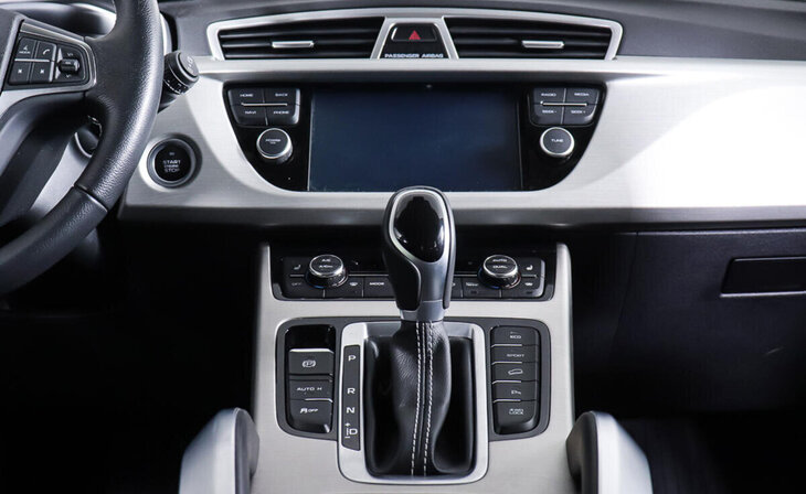 Geely Atlas - Фото 14