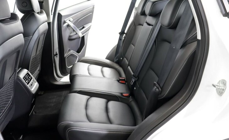 Geely Atlas Pro - Фото 19