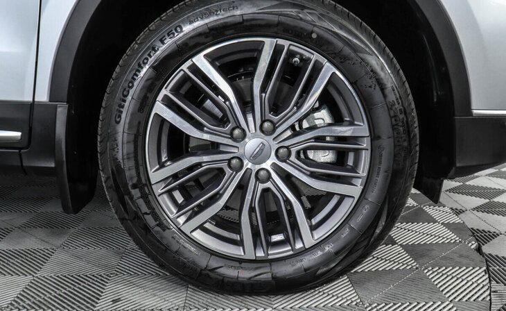 Geely Atlas Pro - Фото 4