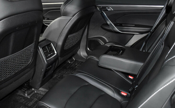 Geely Atlas Pro - Фото 16