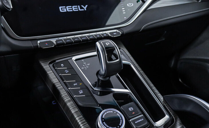 Geely Atlas Pro - Фото 11