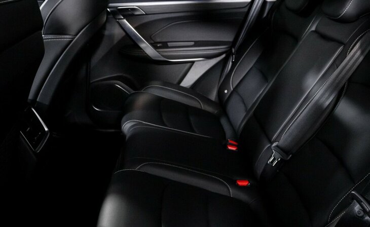 Geely Atlas Pro - Фото 14