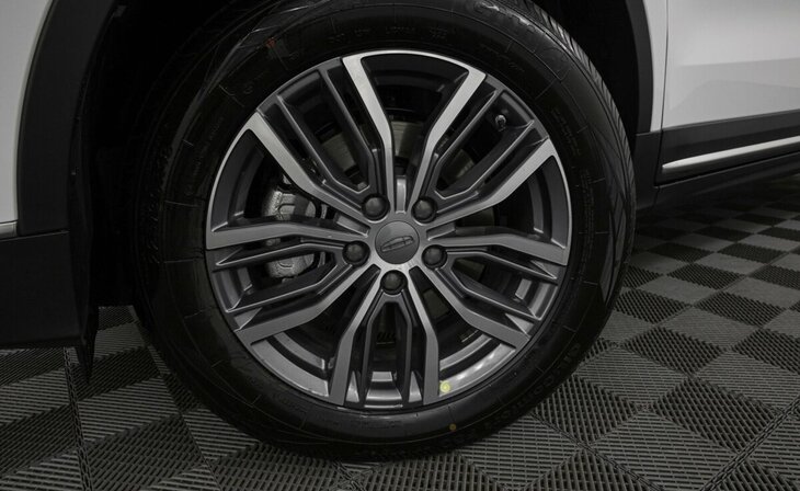 Geely Atlas Pro - Фото 6