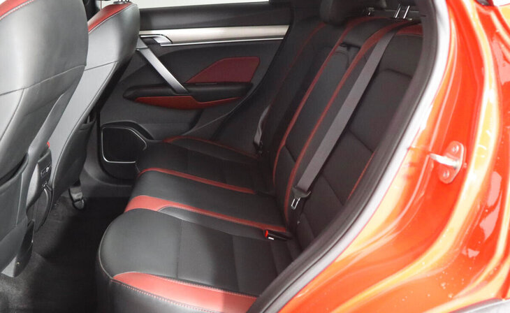 Geely Coolray - Фото 10