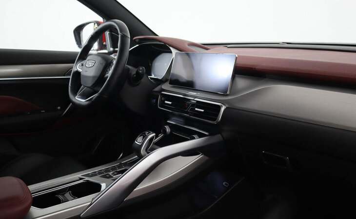 Geely Coolray - Фото 4