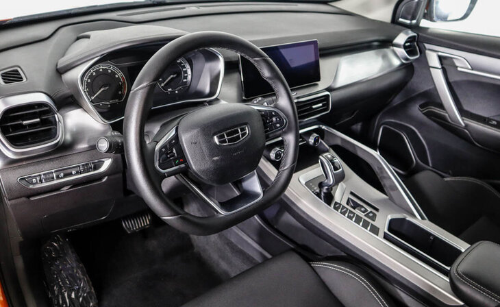 Geely Coolray - Фото 5