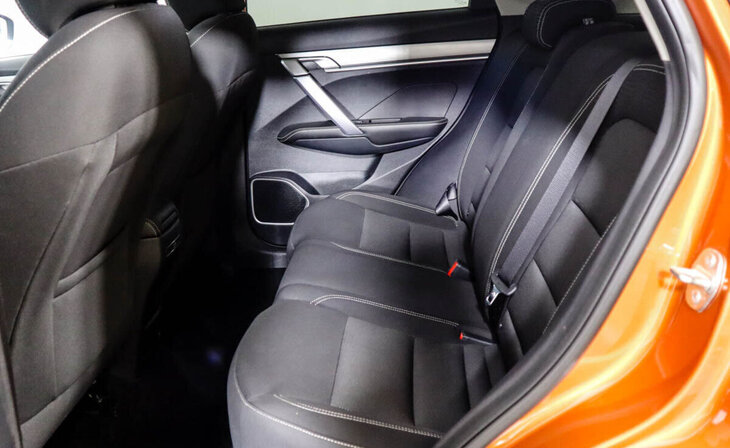 Geely Coolray - Фото 8