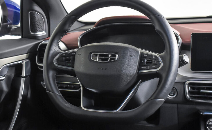 Geely Coolray - Фото 12