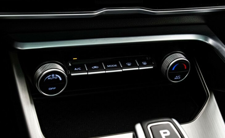 Geely Coolray - Фото 13