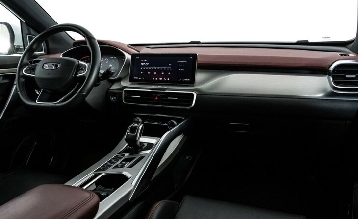 Geely Coolray - Фото 4