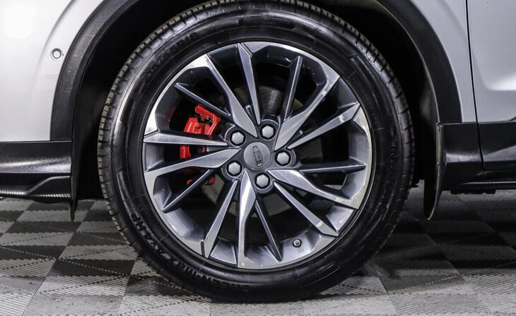 Geely Coolray - Фото 9