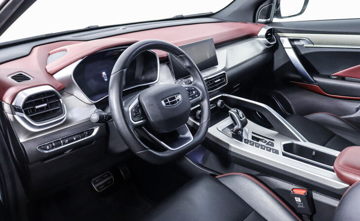 Geely Coolray - Фото 12