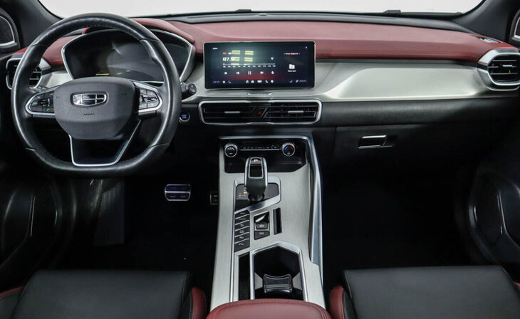 Geely Coolray - Фото 6