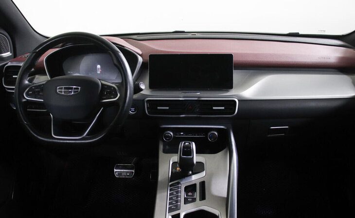 Geely Coolray - Фото 6