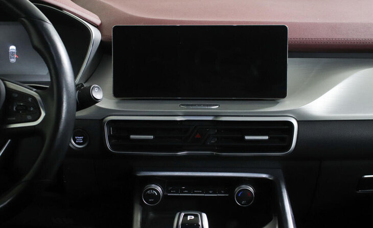 Geely Coolray - Фото 8