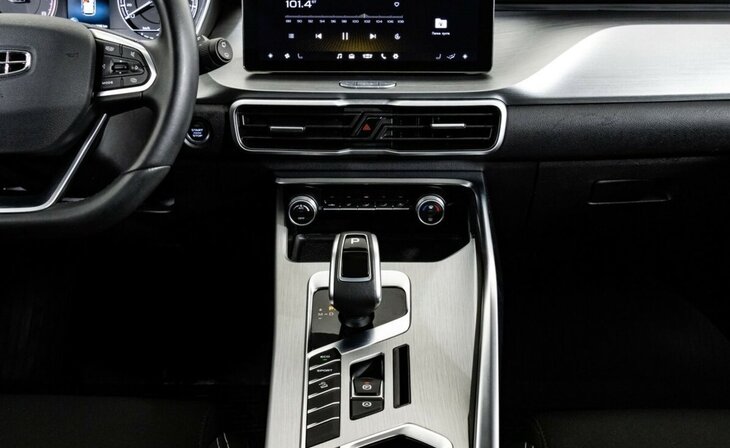 Geely Coolray - Фото 8