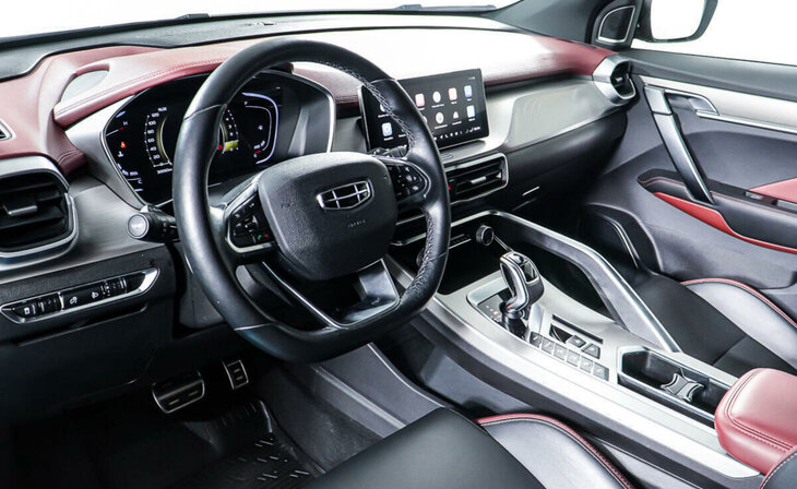 Geely Coolray - Фото 10