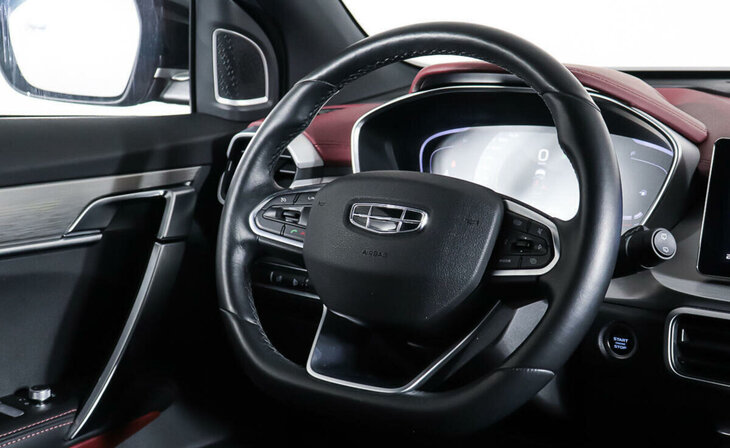 Geely Coolray - Фото 11