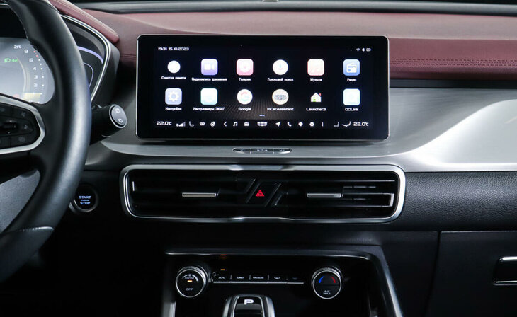 Geely Coolray - Фото 12