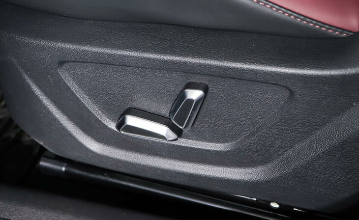 Geely Coolray - Фото 15